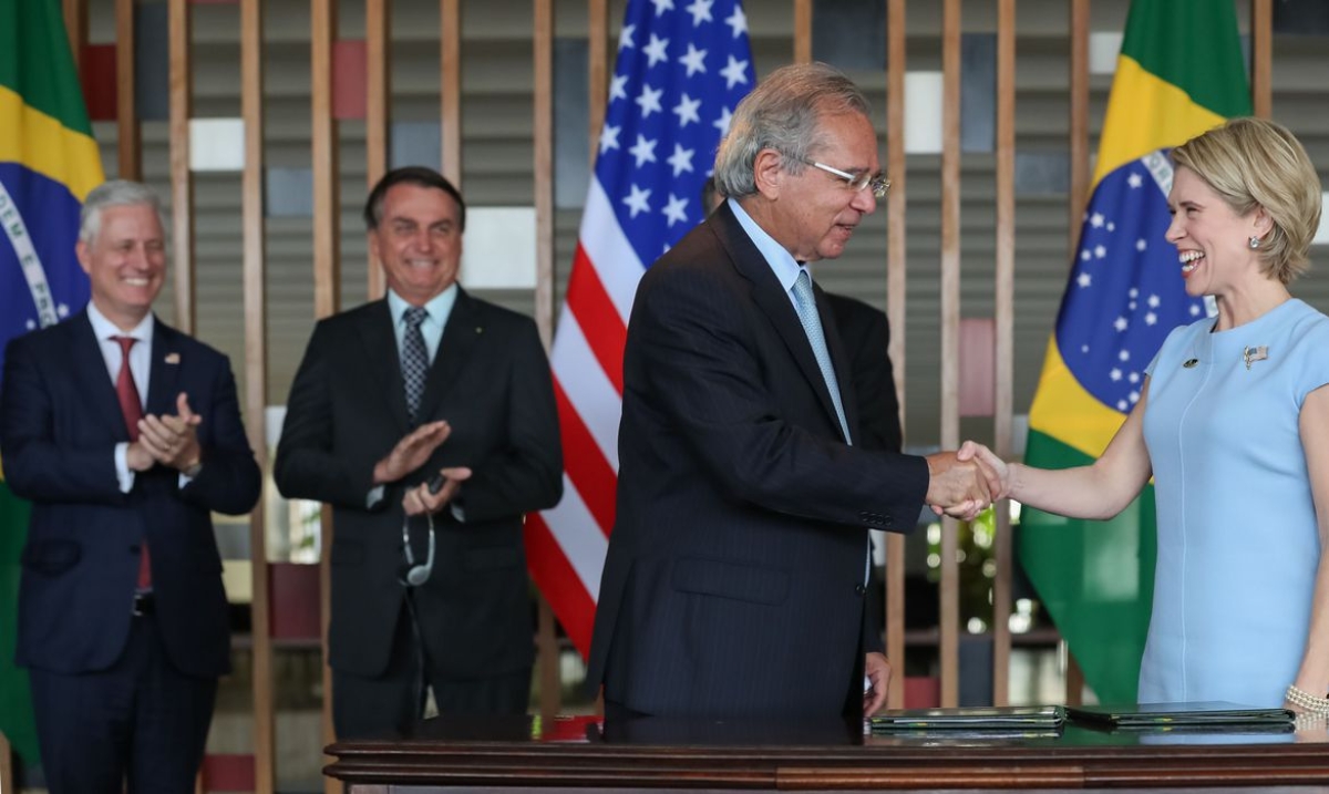 Brasil e banco americano assinam acordo de US$ 1 bi em investimentos (Foto: Marcos Corrêa/ PR)