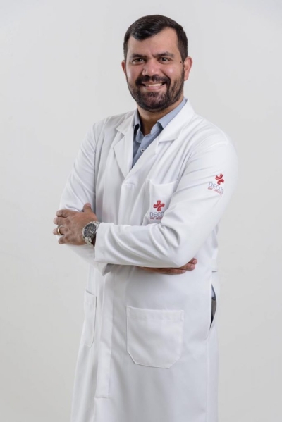 Médico urologista do Hospital Regional de Itabaiana, Diogo Smith (Foto: SES/SE)