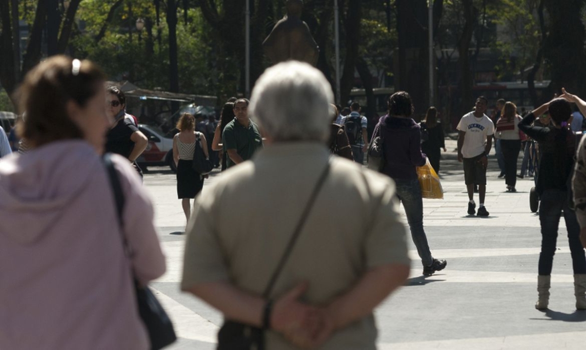 Especialistas alertam sobre saques em cartões de crédito consignados (Foto: Marcelo Camargo/ Agência Brasil)