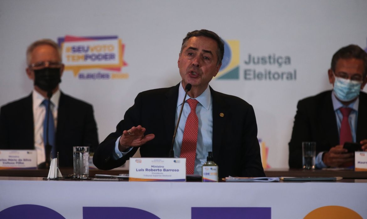 Barroso diz que abstenção de eleitores foi maior que o desejável (Foto: Marcello Casal Jr./ Agência Brasil)