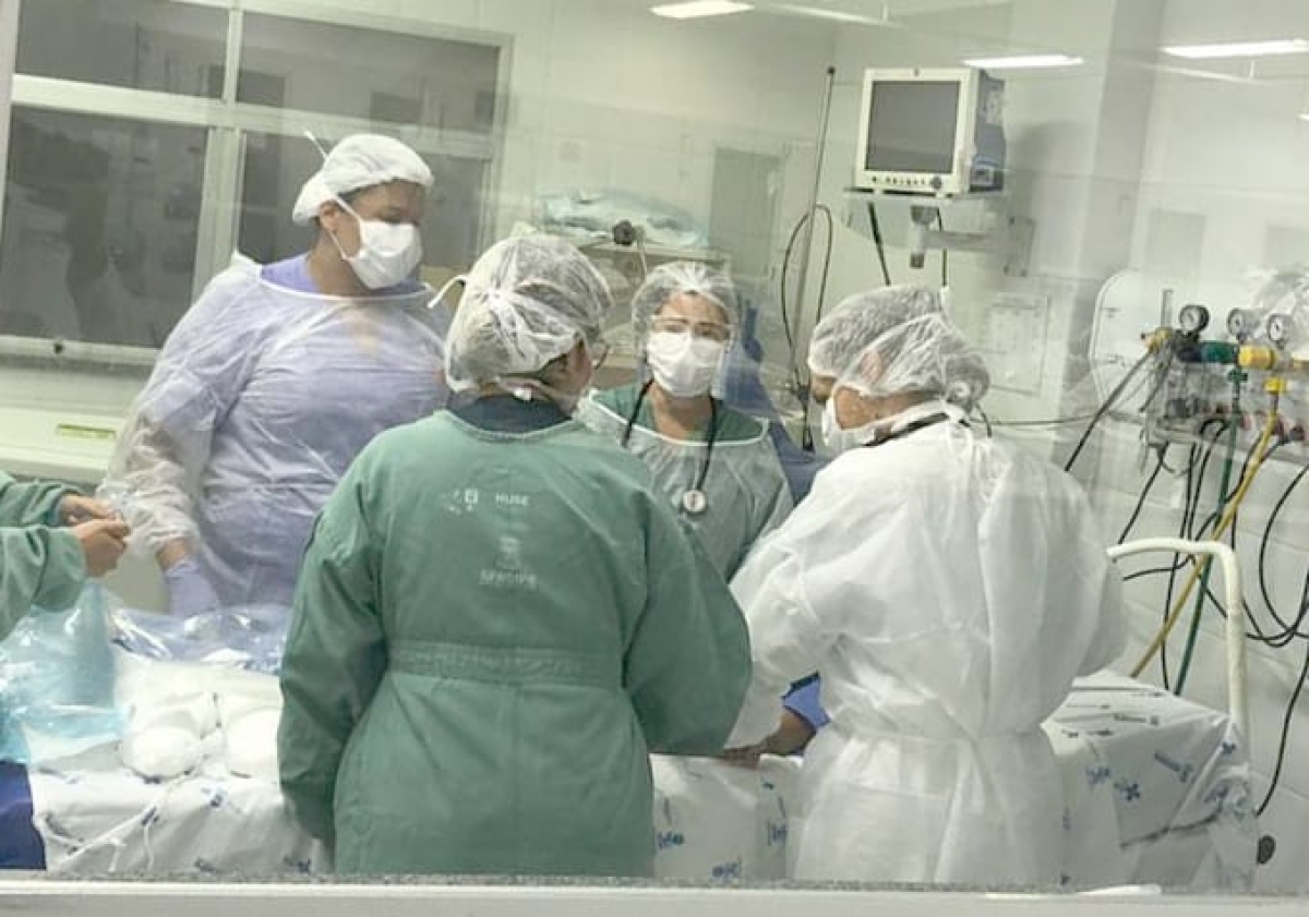 Médico relata experiência de tratar pacientes na UTI Covid do Hospital João Alves Filho (Foto: SES/SE)