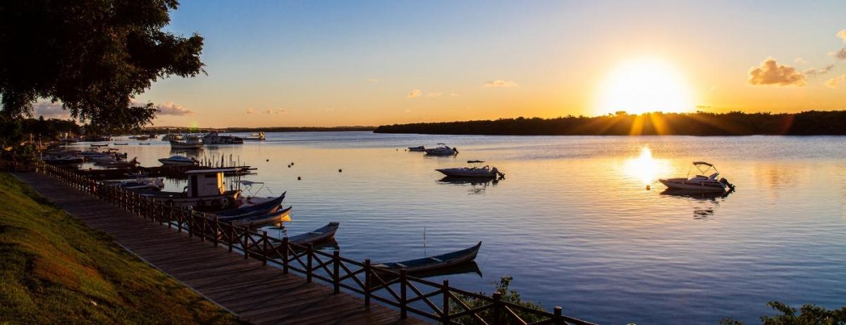 Orla Por do Sol é chamada de Cleomar Brandi, personagem marcante na vida cultural e boemia de Aracaju (Foto: Carla Passos)