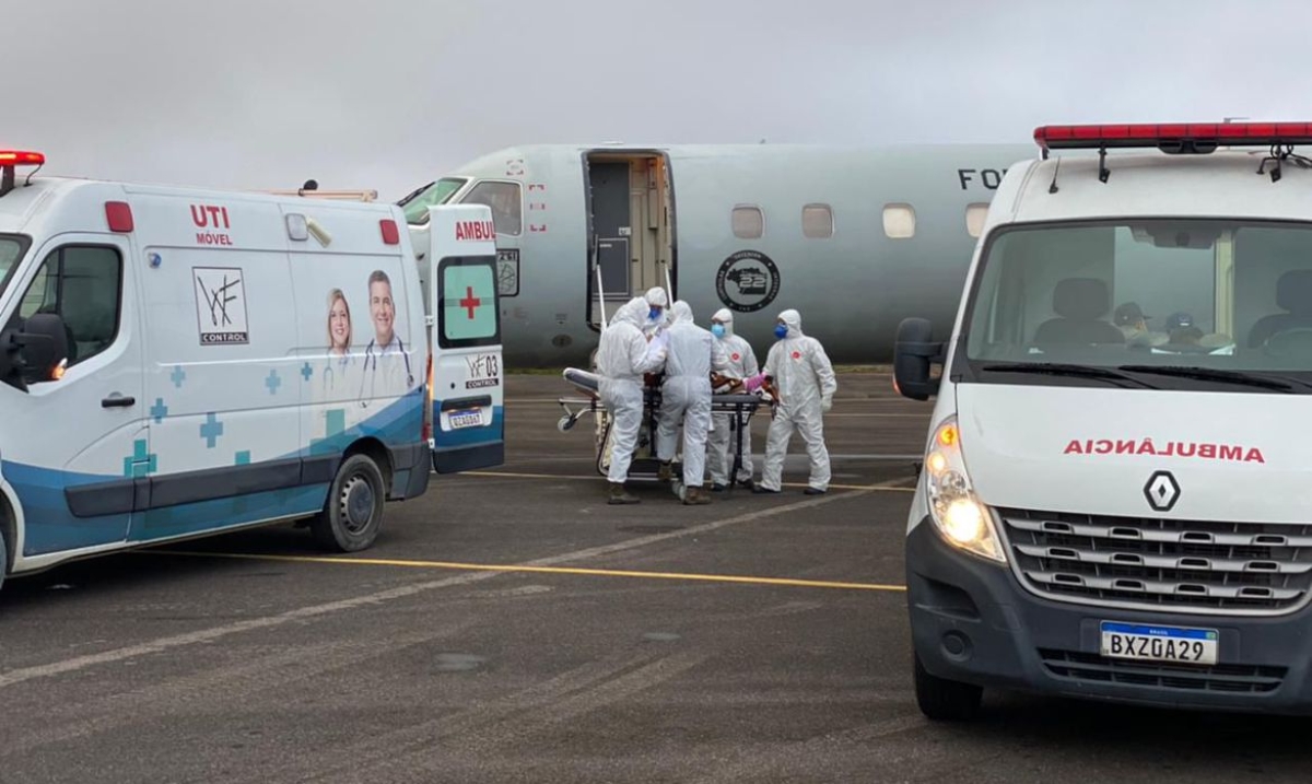 Manaus vai transferir 235 pacientes com covid-19 para 7 estados e DF (Foto: Divulgação/ Força Aérea Brasileira)