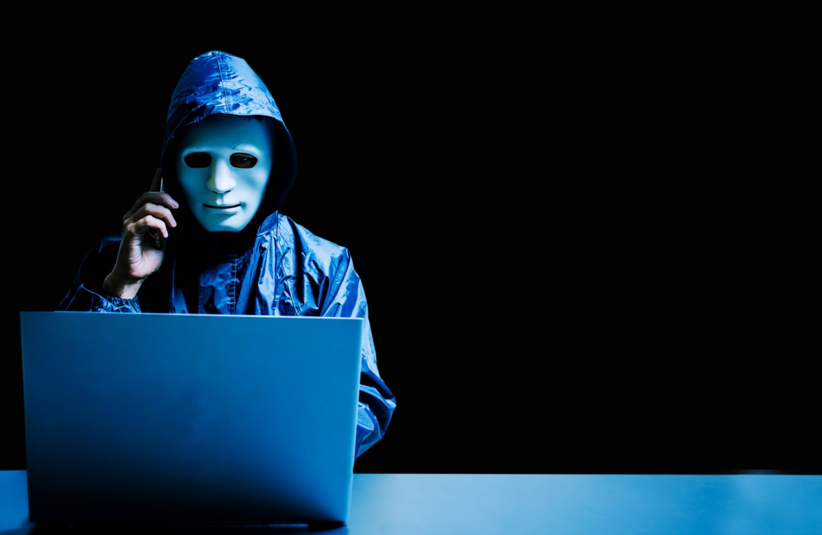 �? golpe! Ministério da Saúde alerta sobre telefonemas para "marcar vacinação" (Foto: Via Olhar Digital)