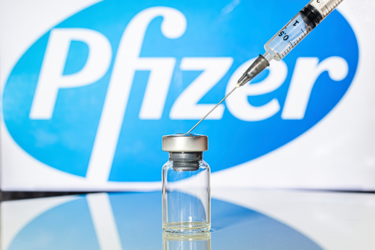 Covid-19: Pfizer começará a imunizar voluntários que tomaram placebo em estudos no Brasil (Foto: Olhar Digital)