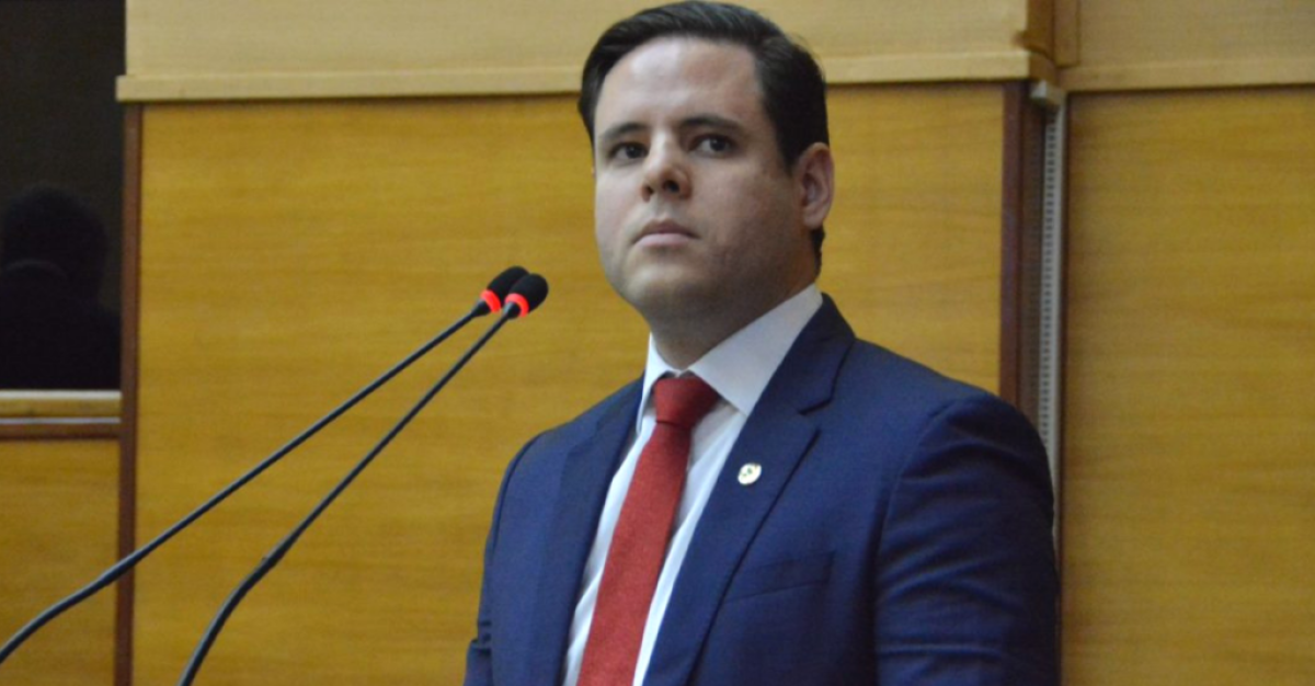 Deputado chama atenção para cuidados com o consumo abusivo de bebidas alcoólicas (Foto: Assessoria Rodrigo Valadares)