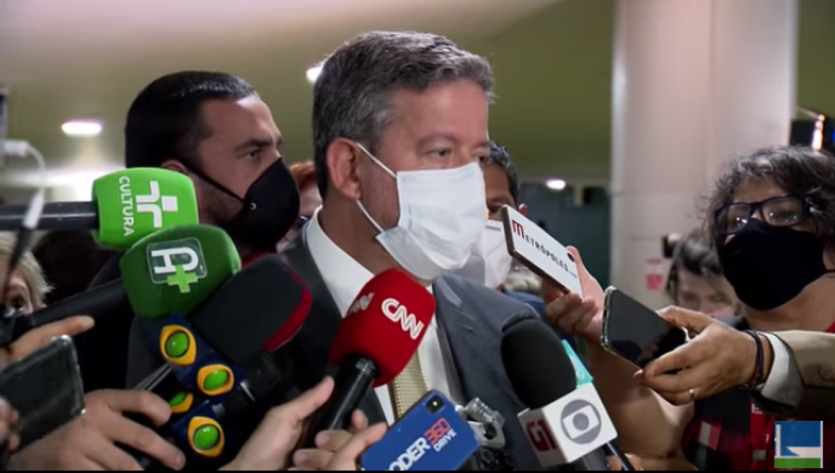 Lira afirma que decisão da Câmara sobre Silveira fortalece harmonia entre os Poderes (Imagem: Reprodução de vídeo/ YouTube/ Câmara dos Deputados)