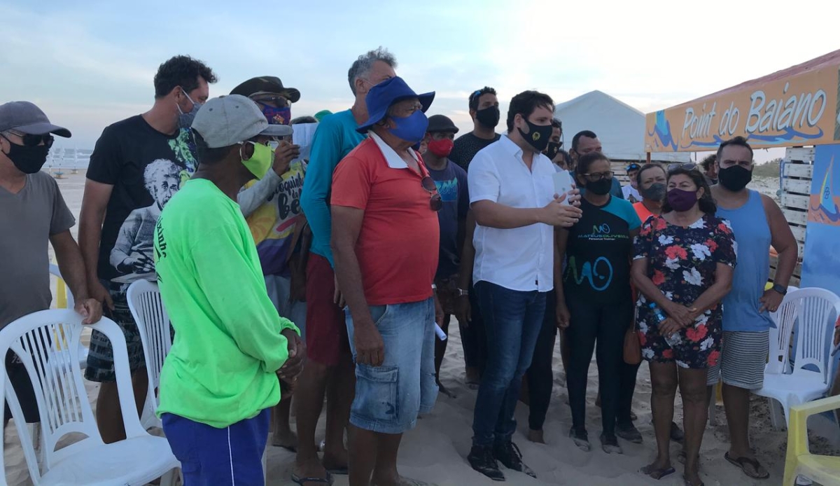 Notificados à desocupar a Cinelândia, comerciantes entram em desespero e Deputado entra na luta para reverter a situação (Foto: Assessoria Rodrigo Valadares)