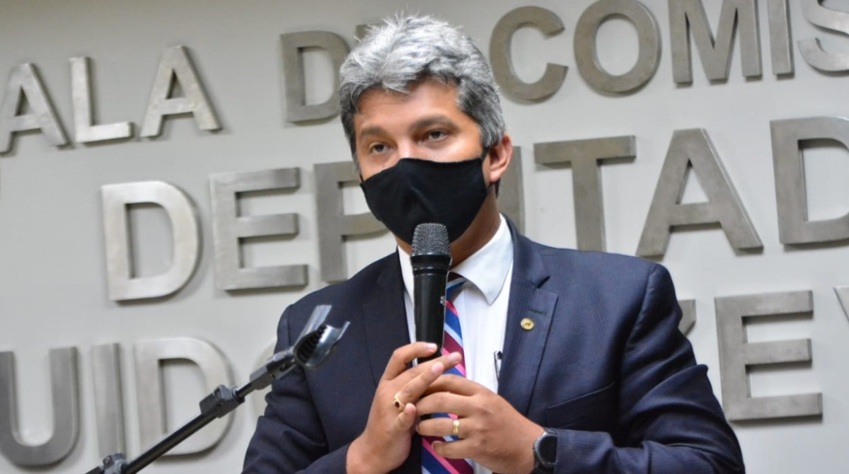 Deputado estadual Dr. Samuel Carvalho (Foto: Assessoria Dr. Samuel Carvalho)