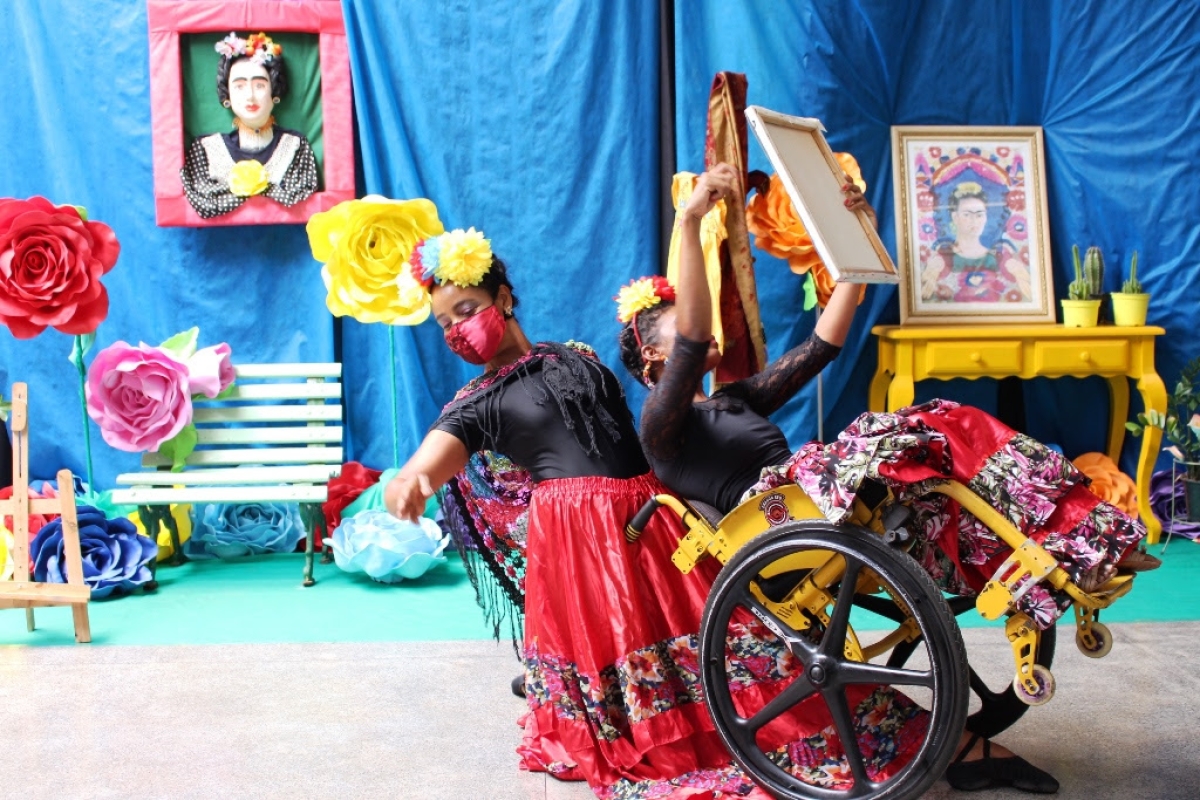 Dança inclusiva homenageia Frida Kahlo no mês da mulher no Sesc Centro (Foto: Assessoria Sistema Fecomércio/Sesc/Senac)