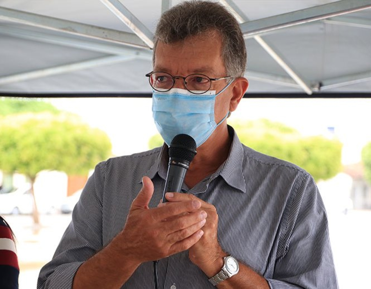Laércio defende vacinação em massa e medidas sanitárias contra a Coronavírus
"A vacinação em massa, a adesão consciente e responsável às medidas sanitárias de enfrentamento à pandemia é que vão surtir resultado mais rápido", diz Laércio Oliveira (Foto: Fecomércio/SE)