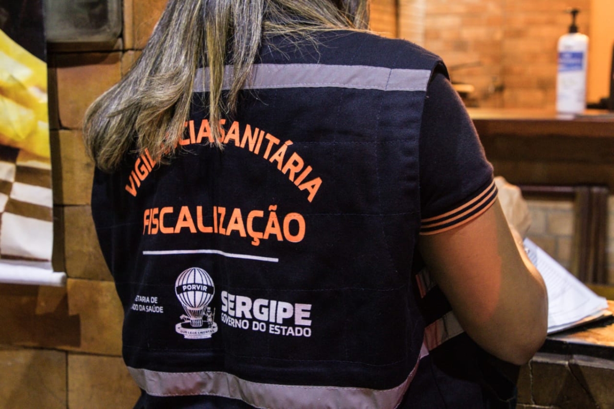 Força-tarefa contra a Covid-19 fiscaliza bares e restaurante da região do Tecarmo (Foto: SES/SE)