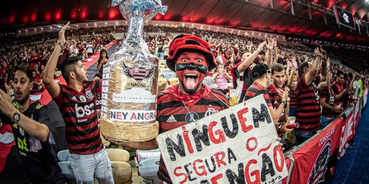 Flamengo teve mais interações no YouTube em março que a soma de Palmeiras, São Paulo e Corinthians (Foto: Olhar Digital)
