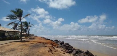 Juízo da 7ª Vara Federal de Sergipe proíbe novas construções na Praia do Abaís (Foto: JFSE)