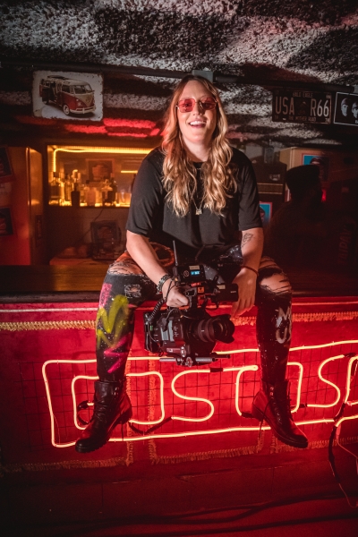 DJ Deb Lima lança novo single com mesmo produtor de Gal Costa e Nando Reis (Foto: Divulgação)