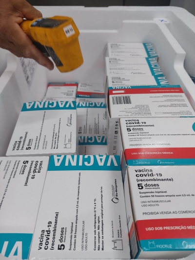 Sergipe recebe mais de 11mil vacinas da Coronavac para aplicação da segunda dose (Foto: SES/SE)