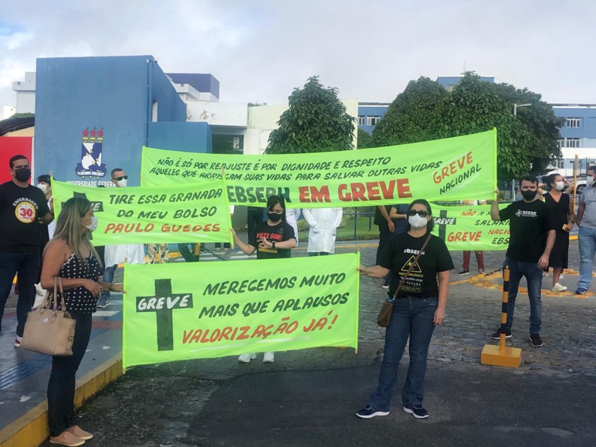 A greve foi deflagrada na manhã desta quinta-feira, 13 (Foto: Seese)