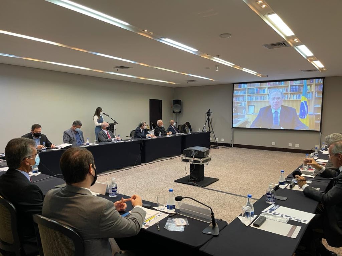 Laércio Oliveira debate o emprego na Reforma Tributária com ministro Paulo Guedes (Foto: Site Laércio Oliveira)