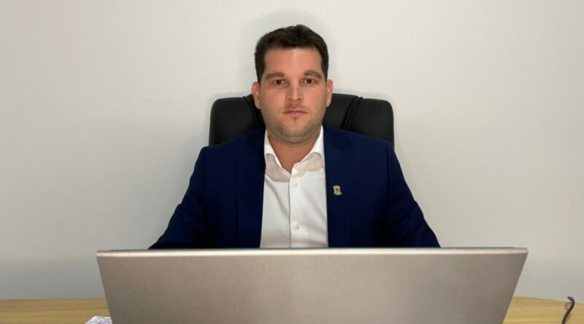 Vereador Neto batalha solicita concurso público da guarda municipal em São Cristóvão (Foto: Assessoria Neto Batalha)