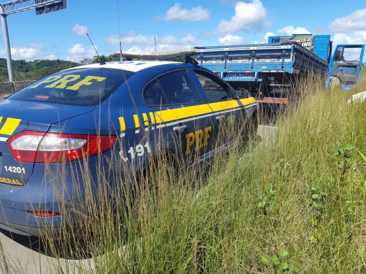 BR-101: PRF detém foragido da justiça em Estância/SE (Foto: PRF/SE)