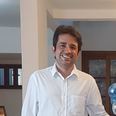 Antônio Wellington lança seu segundo livro (Foto: Adepol/SE)