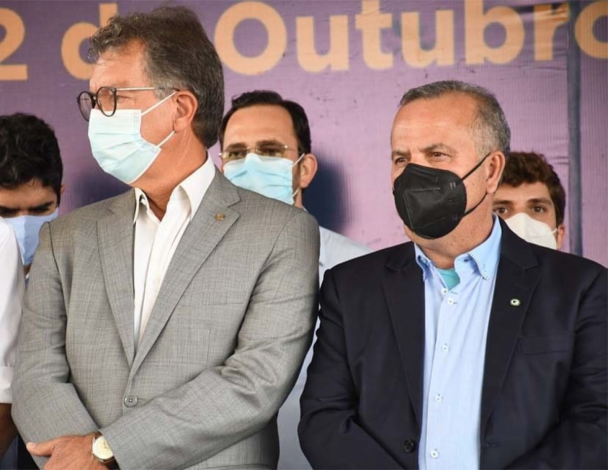 Ministro Rogério Marinho destaca atuação de Laércio Oliveira durante solenidade em Aracaju (Foto: Site Laércio Oliveira)