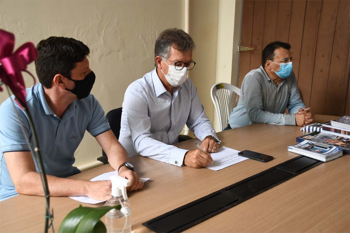 Associações da agricultura familiar são beneficiadas com emendas do deputado Laércio Oliveira (Foto: Site Laércio Oliveira)