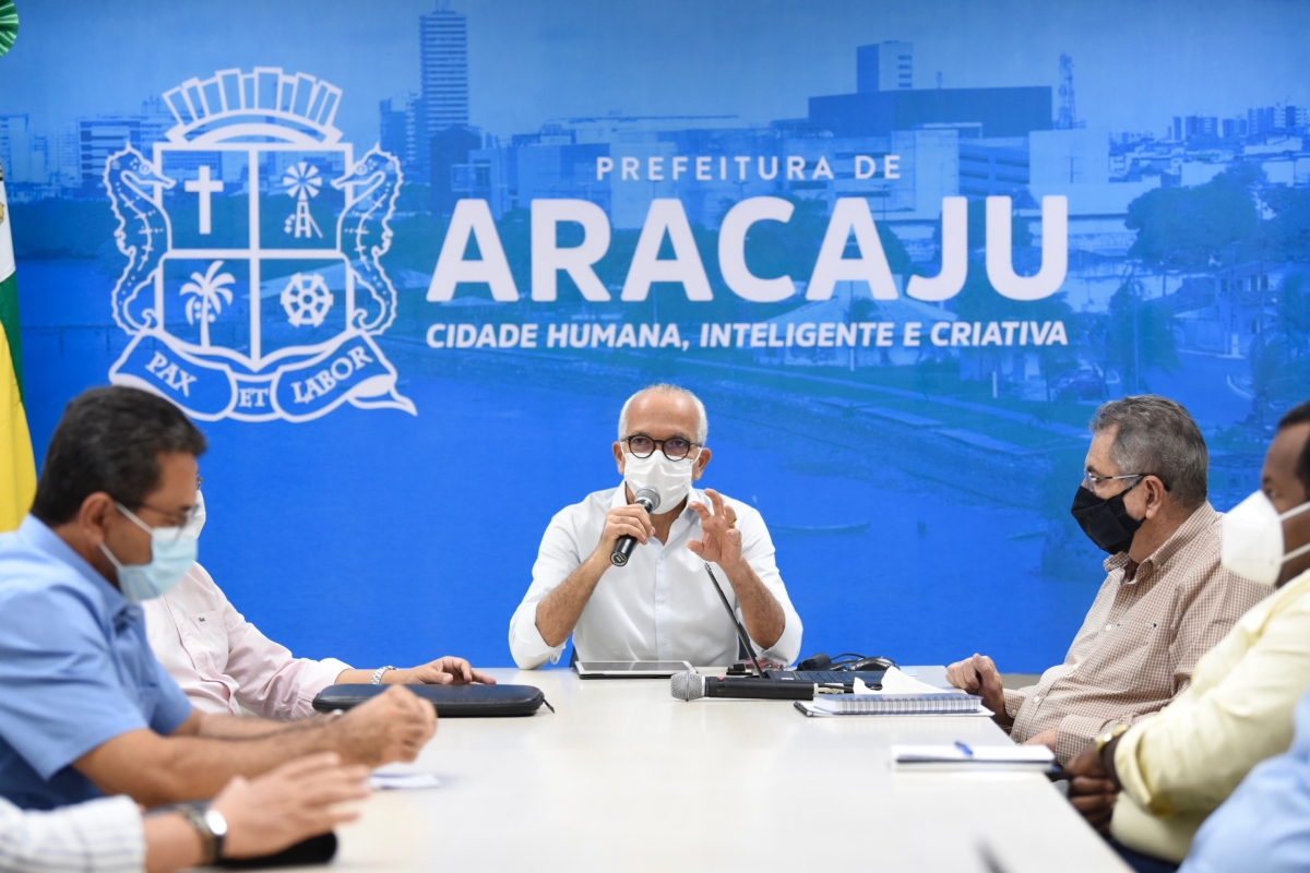 Prefeito Edvaldo cria grupo para discutir projeto de revitalização do Centro de Aracaju (Foto: Ana Lícia Menezes/ Prefeitura de Aracaju)