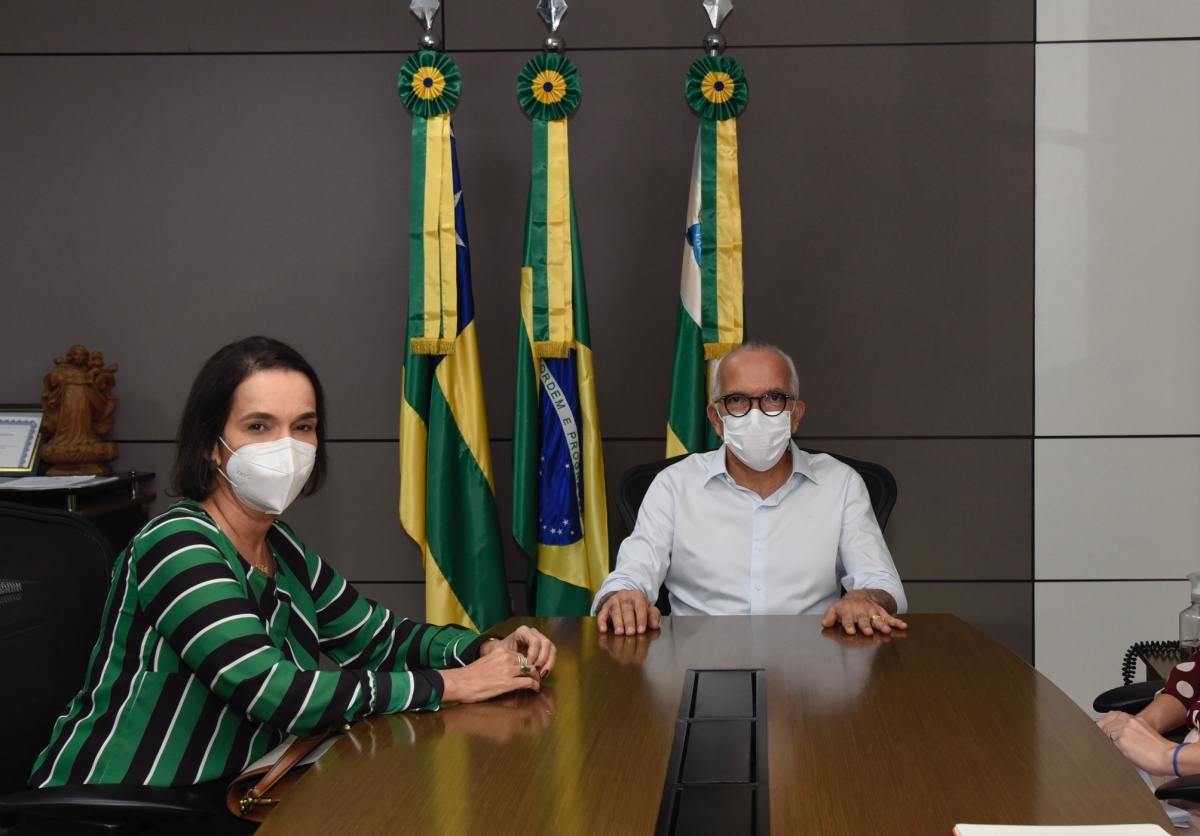 Prefeitura e MPE/SE firmarão parceria para combater pobreza menstrual nas escolas municipais (Foto: Ana Lícia Menezes/ Prefeitura de Aracaju)