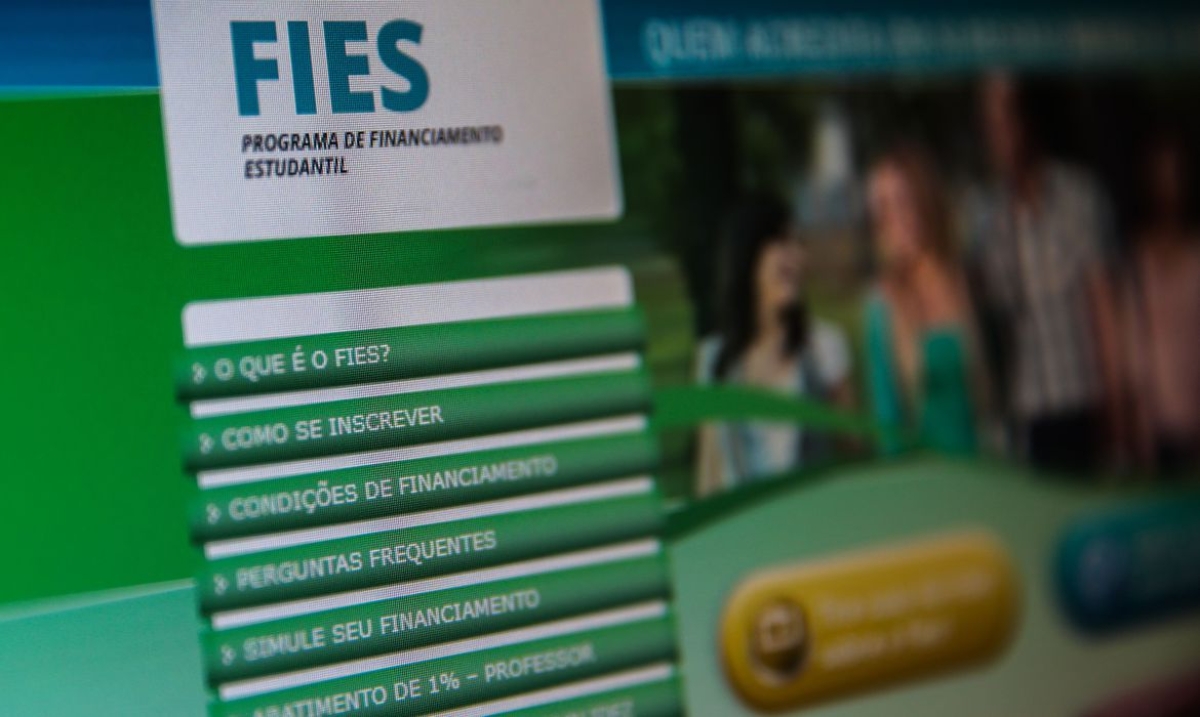 Fies: pré-selecionados têm até sexta-feira para complementar inscrição (Foto: Marcello Casal Jr./ Agência Brasil)
