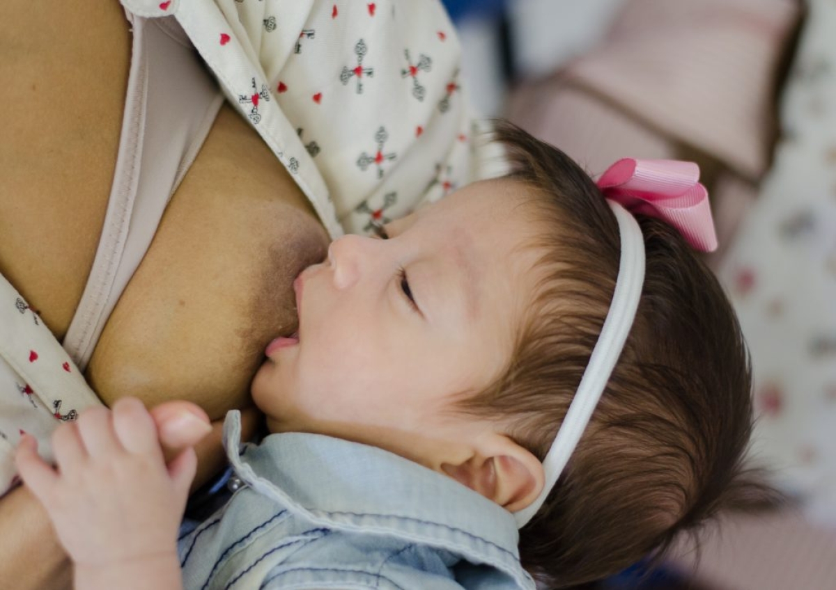 Aleitamento materno evita doenças do metabolismo e assegura vida saudável ao bebê (Foto: Flávia Pacheco/ SES/SE)