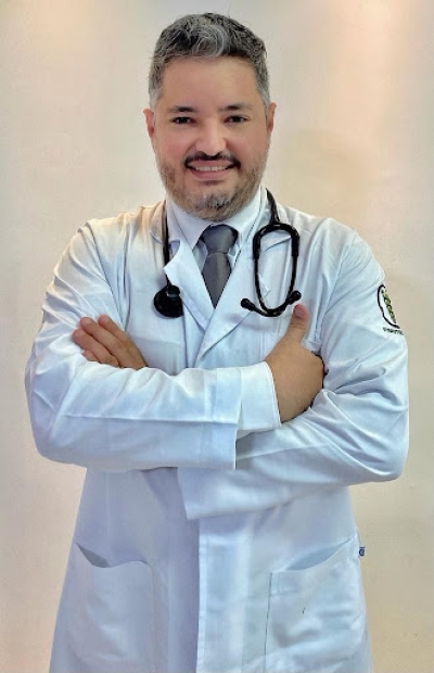 Dr. Marcos Gabriel do Nascimento Júnior, preceptor do Estágio da Fisioterapia Respiratória e professor da Universidade Tiradentes (Foto: Assessoria de Imprensa Unit)