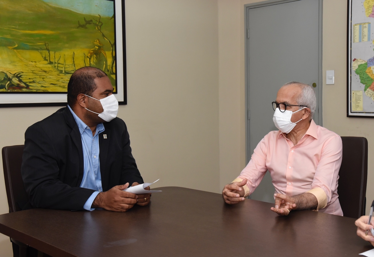 Prefeitura de Aracaju e UFS firmarão convênio para criação de núcleo conjunto de inovação (Foto: Ana Lícia Menezes/ PMA)
