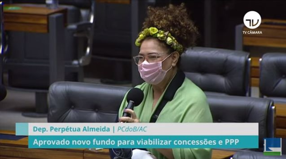 Deputados aprovam MP que muda as regras de fundos constitucionais (Imagem: Reprodução de vídeo/ YouTube/ Câmara dos Deputados)