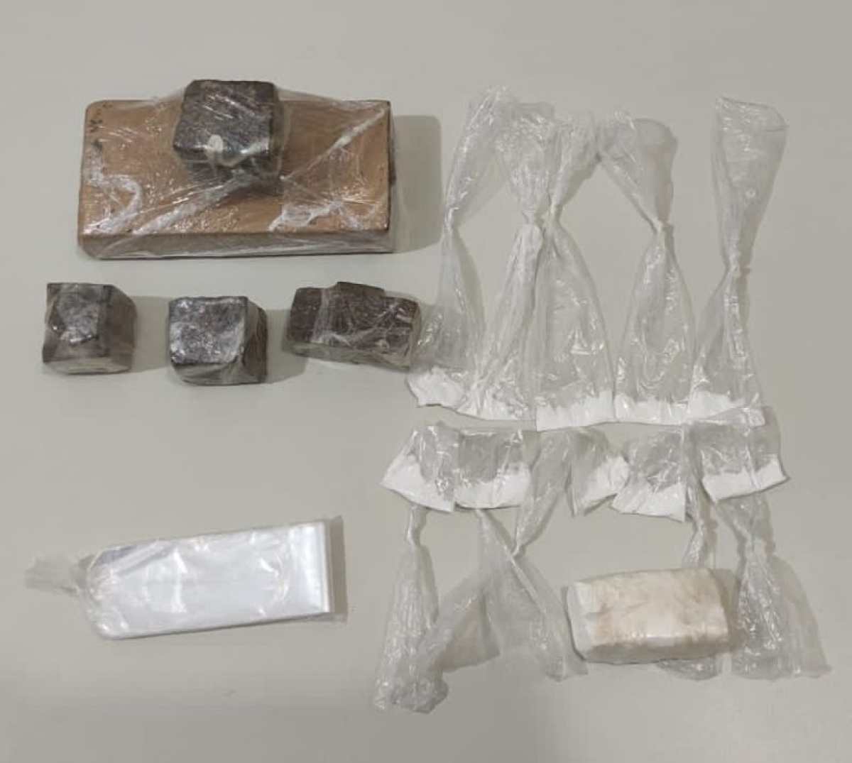 Polícia Civil prende dois suspeitos por tráfico de drogas em Tobias Barreto (Foto: SSP/SE)