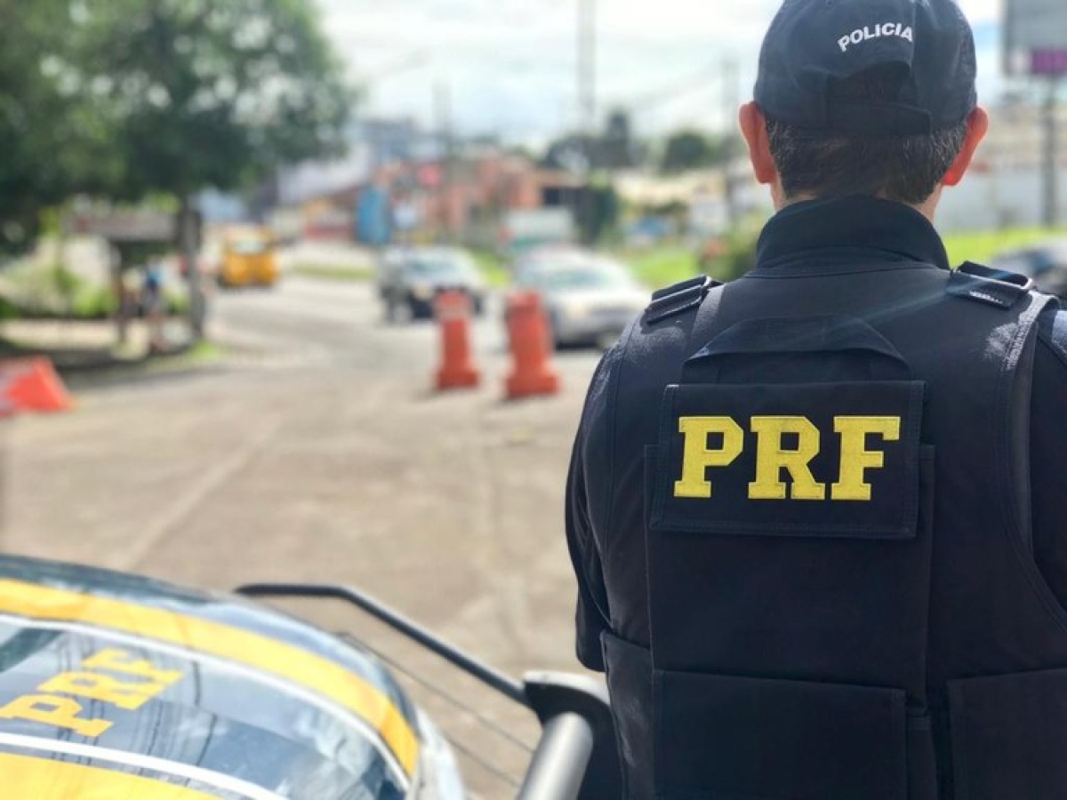 São Cristóvão/SE: PRF detém homem com mandado de prisão em aberto (Foto: PRF/SE)
