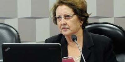 Pandemia: Maria do Carmo vota a favor da PEC que isenta gestores por não cumprirem limite de gastos com educação (Foto: Assessoria Maria do Carmo)