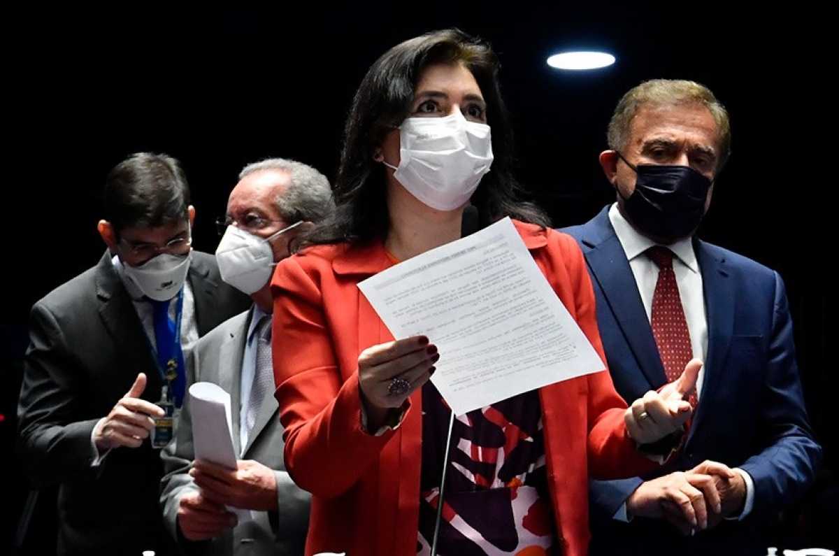 Segundo a relatora, senadora Simone Tebet, as coligações distorcem a vontade do eleitor, ao eleger candidatos com orientações políticas diferentes daqueles escolhidos, e dificultam governabilidade (Foto: Waldemir Barreto/ Agência Senado)