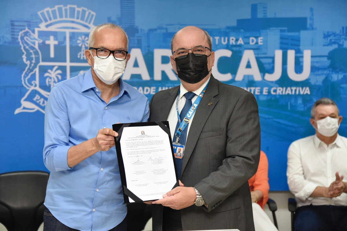 Prefeitura de Aracaju renova convênio com Caixa Econômica para pagamento da folha dos servidores (Foto: Marcelle Cristinne/ Prefeitura de Aracaju)