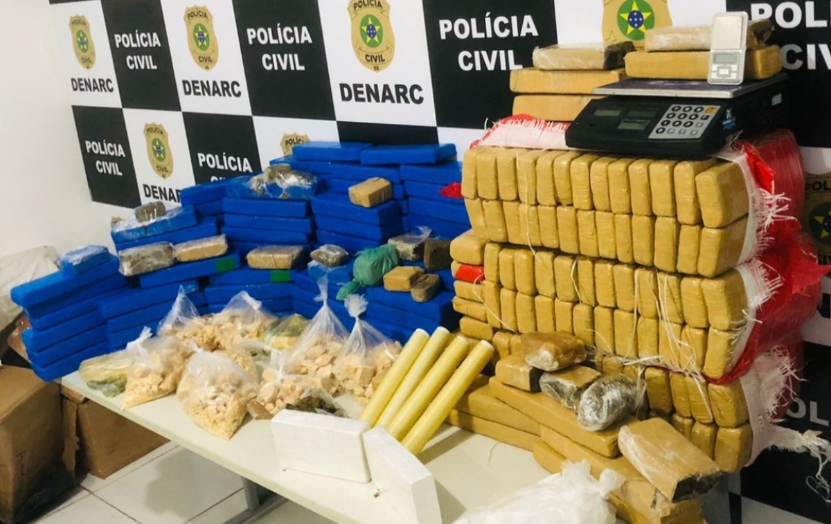 Denarc prende dois traficantes e apreende 200 quilos de cocaína, crack e maconha (Foto: SSP/SE)