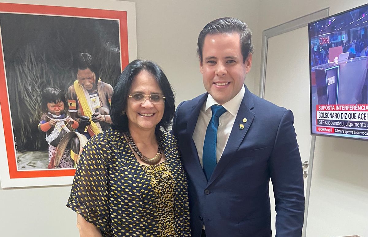 Rodrigo Valadares visita Ministra Damares, leva demandas de Sergipe e faz convite para ingresso ao PTB (Foto: Assessoria Rodrigo Valadares)