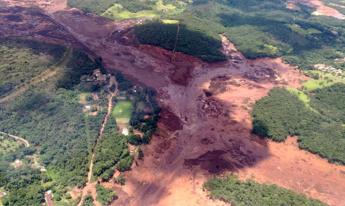 Brumadinho: ao menos um parente de cada empregado morto fechou acordo (Foto: Corpo de Bombeiros/ Divulgação)