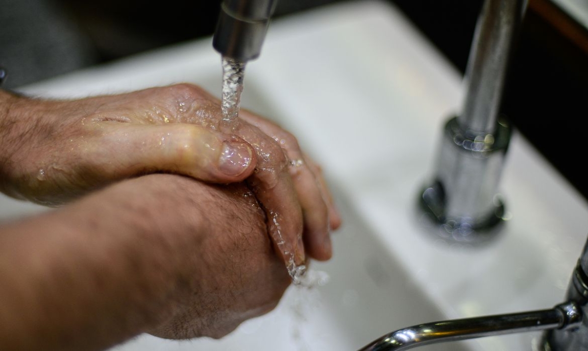 Pandemia reafirma importância de um ato simples: lavar as mãos (Foto: Marcello Casal Jr/ Agência Brasil)
