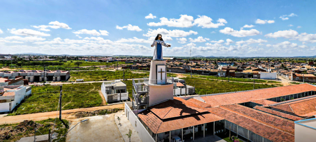Monumento Irmã Dulce, em Itabaiana (Foto: Assessoria de Imprensa Unit)