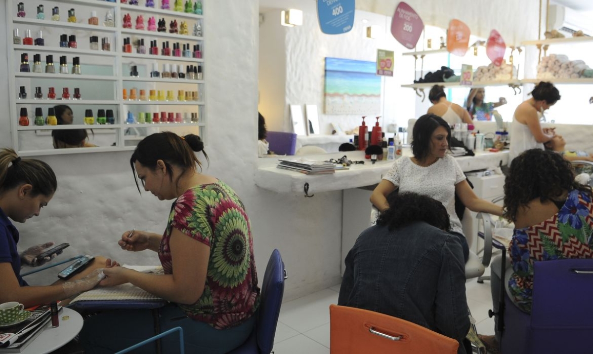 Dermatologistas divulgam guia de cuidados para uso de unhas de acrigel (Foto: Elza Fiúza/ Agência Brasil)
