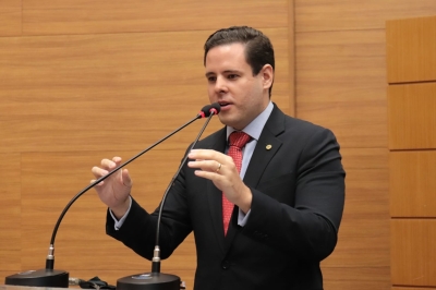 Rodrigo Valadares explica possível aumento de IPVA (Foto: Assessoria Rodrigo Valadares)