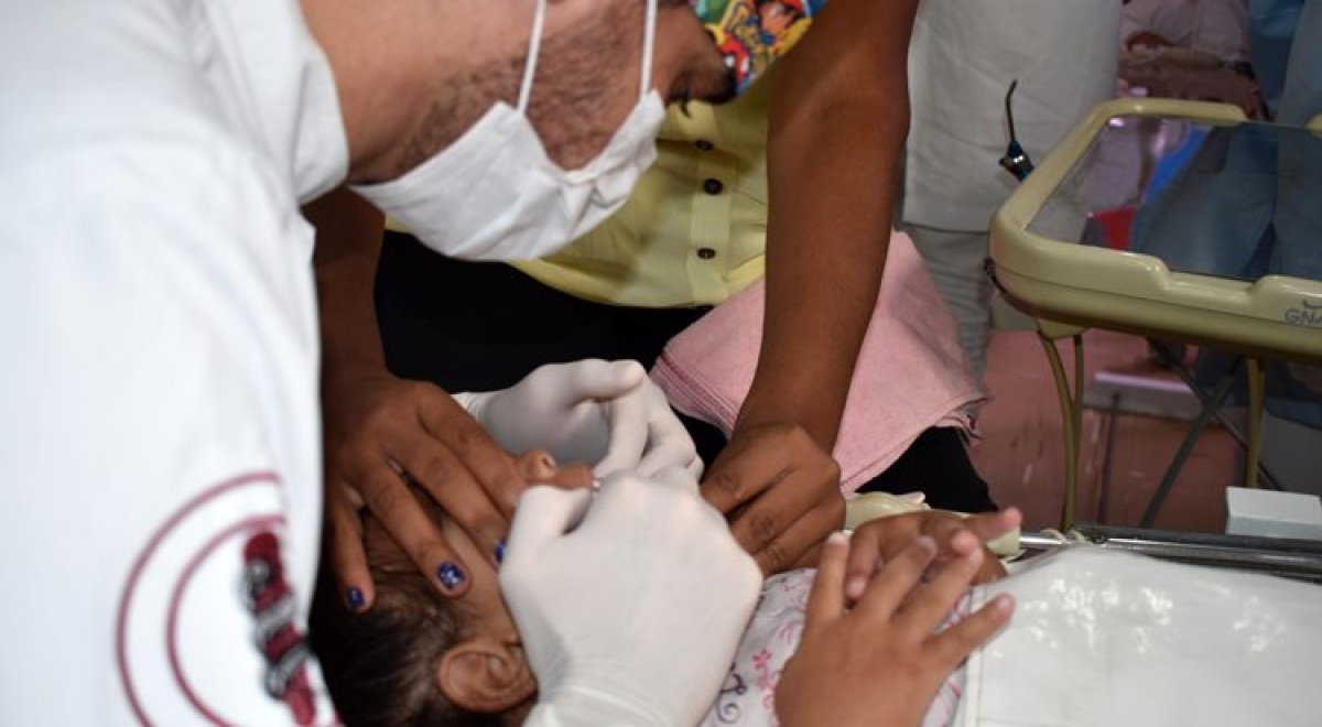 Projeto Sorrindo para a vida: iniciativa já beneficiou mais de 50 crianças com microcefalia (Foto: Assessoria de Imprensa Unit)