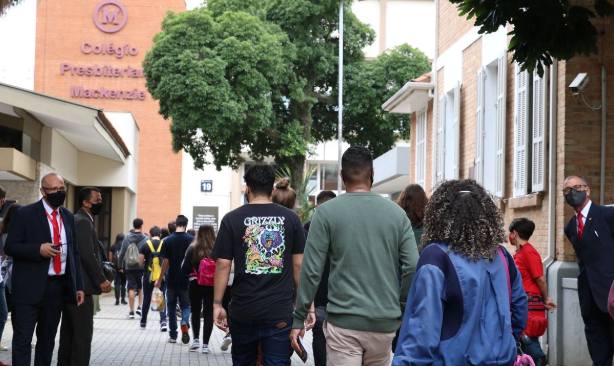 Invisibilidade e Registro Civil é tema da redação do Enem 2021 (Foto: Rovena Rosa/ Agência Brasil)