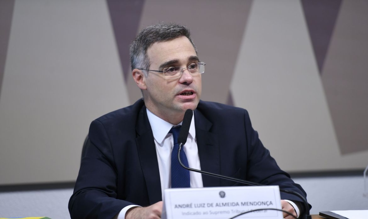 CCJ realiza sabatina do ex-advogado-geral da União André Mendonça, indicado à vaga no STF, decorrente da aposentadoria do ministro Marco Aurélio Mello (Foto: Edilson Rodrigues/ Agência Senado)