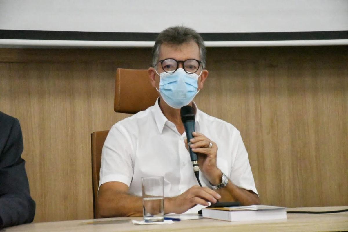 Deputado Laércio Oliveira participa do lançamento do programa Centelha II (Foto: Site Laércio Oliveira)